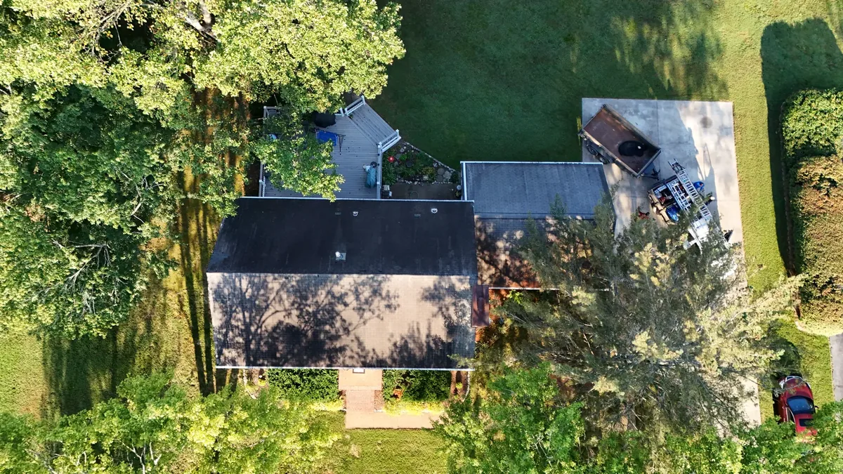 Completed dark architectural shingle roof on a Tullahoma, TN home